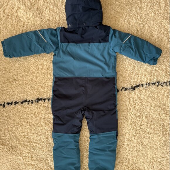 [SOLD] Patagonia Baby Snow Pile One-Piece -  4T - EXCELLENT Condition. - Picture 9 of 12